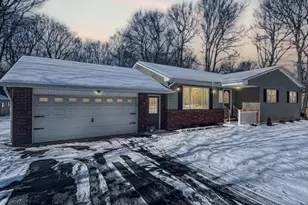 107 Mountain Laurel Dr Dr, Clifford Twp, PA 18421 - Photo 2