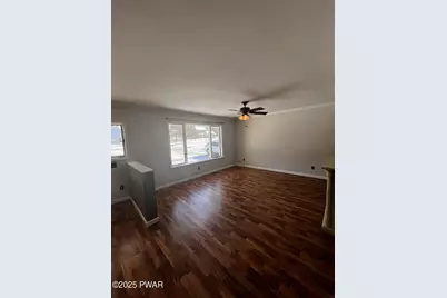 107 Mountain Laurel Drive Drive, Clifford Twp, PA 18421 - Photo 10