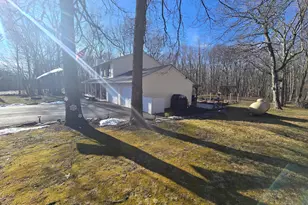 196 Southwynd Dr, Milford, PA 18337 - Photo 4