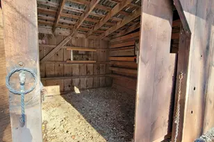 104 King Arthurs Ct, Honesdale, PA 18431 - Photo 52