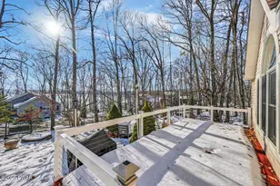 17 Lake Dr, Hawley, PA 18428 - Photo 8