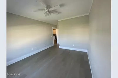 166 Paddlers Point #208, Matamoras, PA 18336 - Photo 4