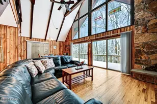 529 Lakeview Dr E, Lake Ariel, PA 18436 - Photo 14