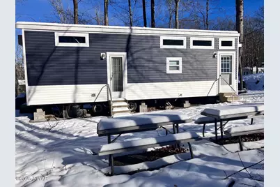 106 Village Drive W, Milford, PA 18337 - Photo 2