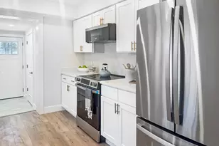 132 E Balsam Rd, Greentown, PA 18426 - Photo 10