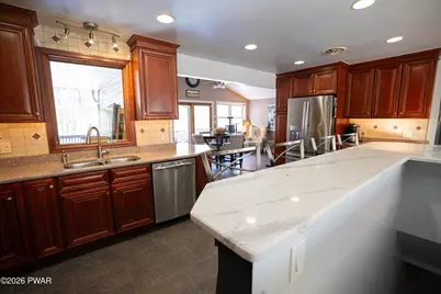 125 Rinaldi Drive, Taylor, PA 18517 - Photo 10