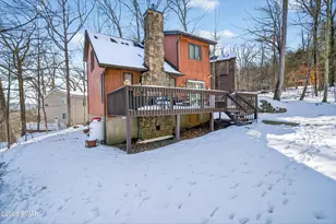 3111 Cherry Ridge Rd, Bushkill, PA 18324 - Photo 2