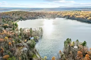 6361 Lakeshore Dr E, East Stroudsburg, PA 18302 - Photo 36