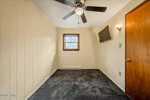 6361 Lakeshore Dr E, East Stroudsburg, PA 18302 - Photo 14