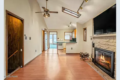 6361 Lakeshore Drive E, East Stroudsburg, PA 18302 - Photo 4