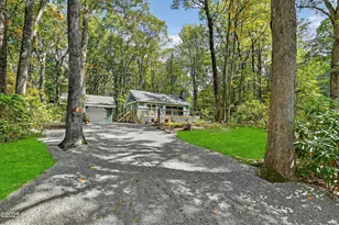 115 Lakeview Terrace, Lords Valley, PA 18428 - Photo 2