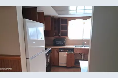 218 Mohican Road, Canadensis, PA 18325 - Photo 10