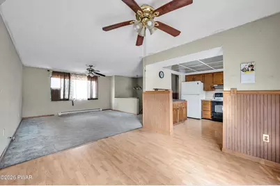 218 Mohican Road, Canadensis, PA 18325 - Photo 10