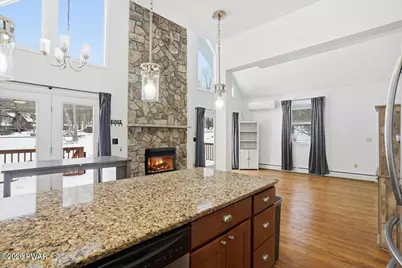 121 Karl Hope Boulevard, Lackawaxen, PA 18435 - Photo 16