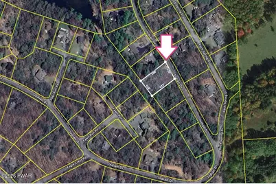 165 Indian Drive, Greentown, PA 18426 - Photo 4