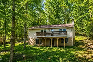 21 Bruin Rd, Lake Ariel, PA 18436 - Photo 2