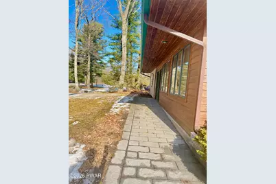 424 Pa-390, Tafton, PA 18464 - Photo 8