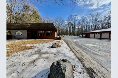 424 Pa-390, Tafton, PA 18464 - Photo 6