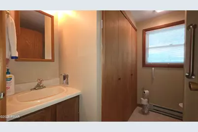 127 Fetlock Drive, Lords Valley, PA 18428 - Photo 14