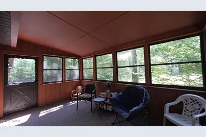 127 Fetlock Drive, Lords Valley, PA 18428 - Photo 16