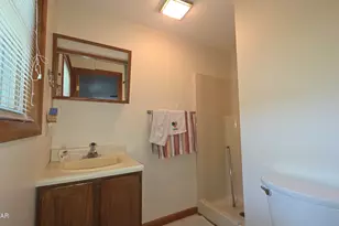 127 Fetlock Dr, Lords Valley, PA 18428 - Photo 10