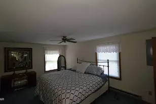 127 Fetlock Dr, Lords Valley, PA 18428 - Photo 8