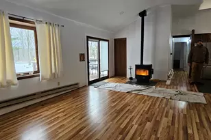 105 Floyd Ct, Milford, PA 18337 - Photo 4