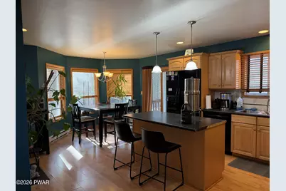 806 Wren Court, Lords Valley, PA 18428 - Photo 10