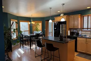 806 Wren Ct, Lords Valley, PA 18428 - Photo 10