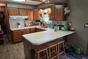 1767 Creek Dr, Waymart, PA 18472 - Photo 2