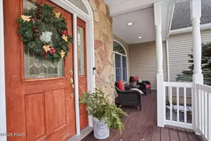 111 Highland Ln, Hawley, PA 18428 - Photo 8