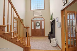 111 Highland Ln, Hawley, PA 18428 - Photo 10