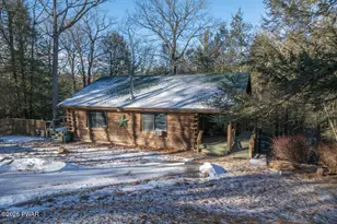 124 W Mulberry Dr, Milford, PA 18337 - Photo 1