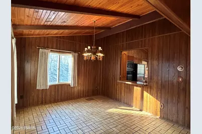 804 Mountain View Court, Lords Valley, PA 18428 - Photo 14