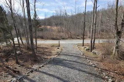 2217 Highpoint Drive, Lake Ariel, PA 18436 - Photo 2