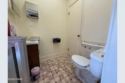601 Broad Street #1, Milford, PA 18337 - Photo 16