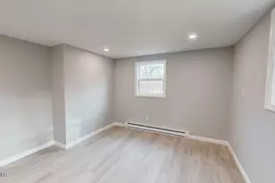 102 Sandstone Dr, Dingmans Ferry, PA 18328 - Photo 20