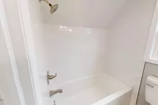 102 Sandstone Dr, Dingmans Ferry, PA 18328 - Photo 18