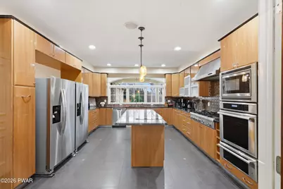 738 Route 196, Tobyhanna, PA 18466 - Photo 14