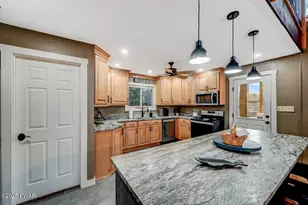 595 Pocono Ct, Lake Ariel, PA 18436 - Photo 24