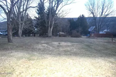 916 Oakland Street, Hawley, PA 18428 - Photo 6