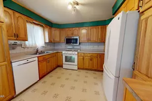 910 2nd St, Matamoras, PA 18336 - Photo 8