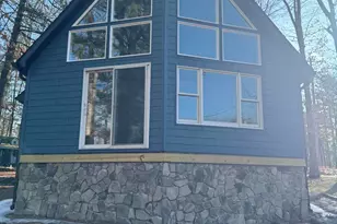 125 Claudine Ln, Dingmans Ferry, PA 18328 - Photo 4