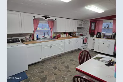 870 Pratt Hollow Road, Nicholson, PA 18446 - Photo 10