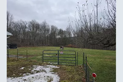 870 Pratt Hollow Road, Nicholson, PA 18446 - Photo 4