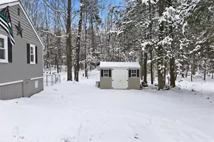 111 Hickory Dr, Greentown, PA 18426 - Photo 34