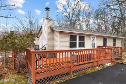 1030 Bear Drive, Bushkill, PA 18324 - Photo 4