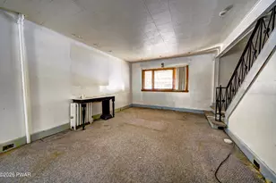 607 S Valley Ave, Olyphant, PA 18447 - Photo 8