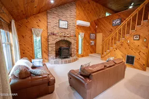 10 Chip Ct, Lake Ariel, PA 18436 - Photo 8