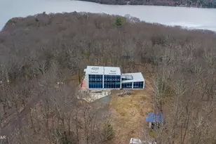 32 Ridge Trail, Lakeville, PA 18438 - Photo 2